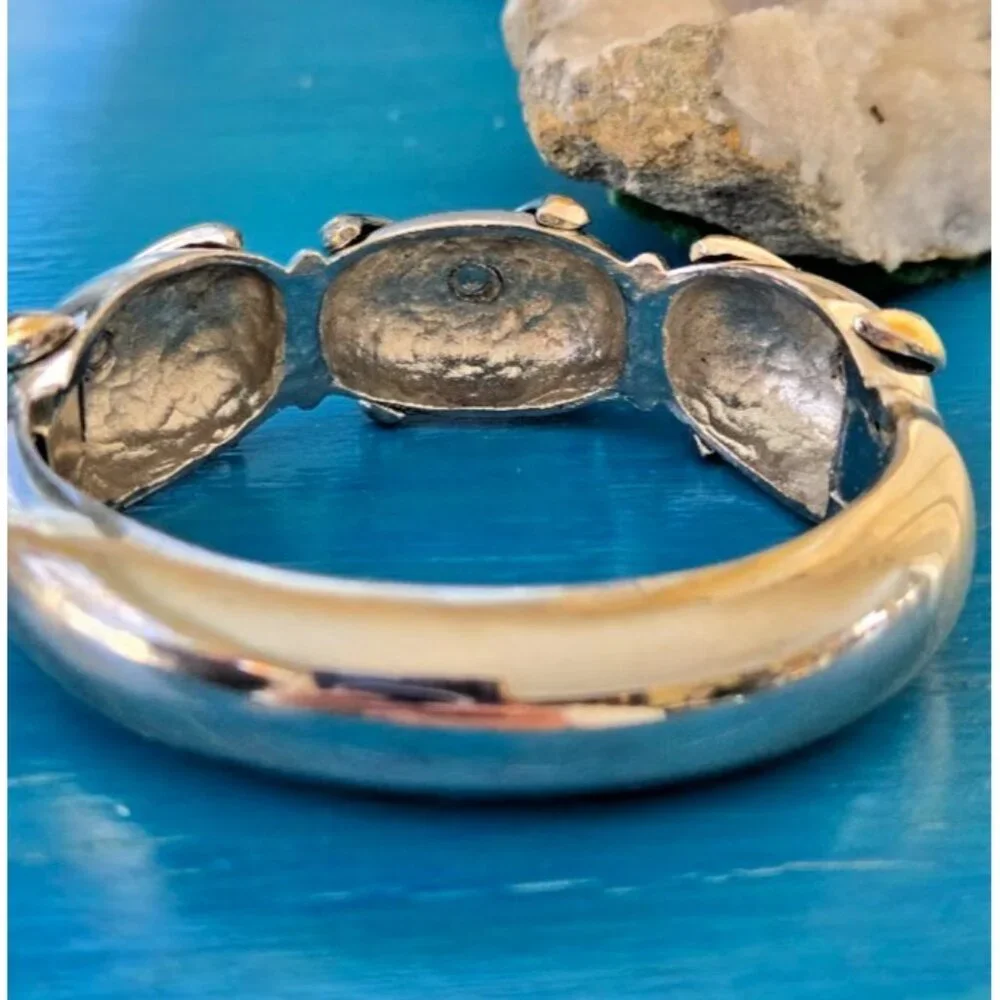 Two Tone Hugs & Kisses Hinged Bangle Bracelet Gold Silver Cuff - Picture 4 of 8